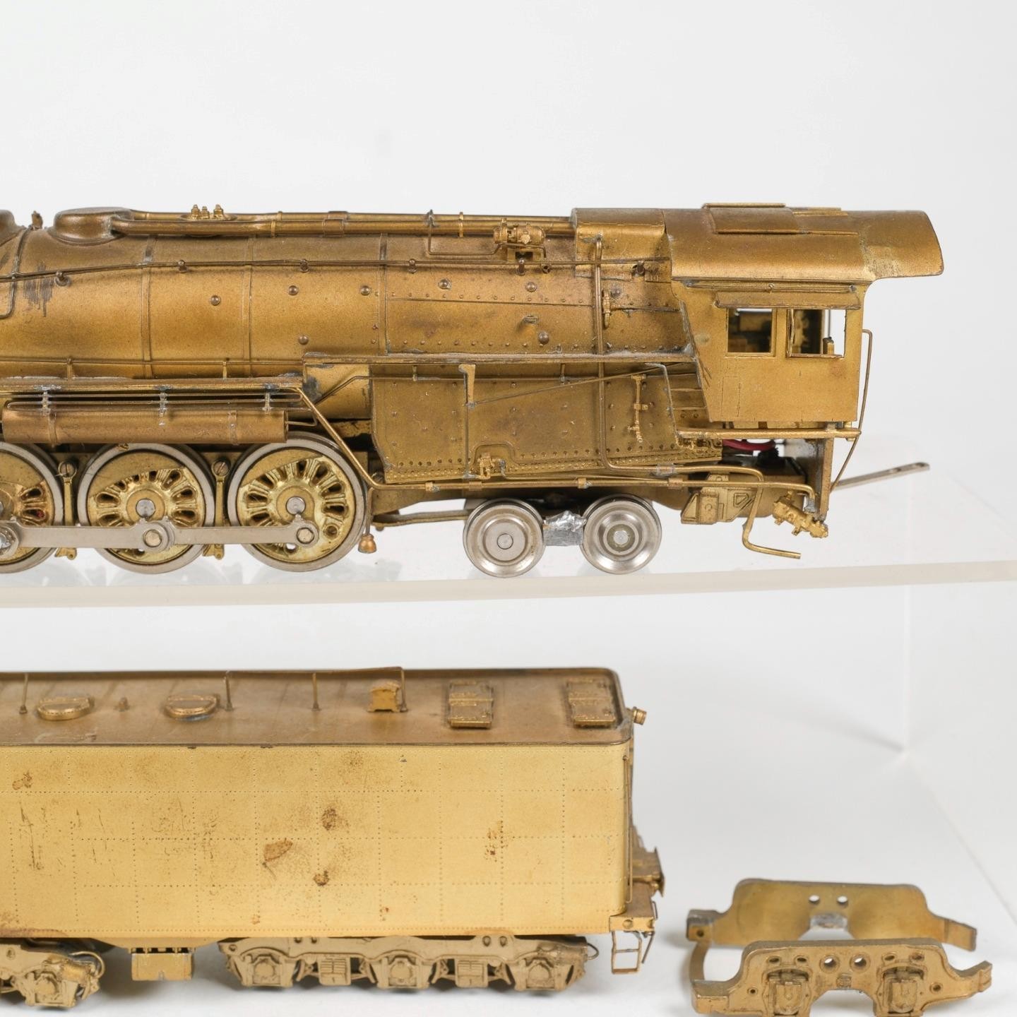 Samhongsa HO Scale Unpainted Brass 2-10-4 Steam Locomotive & Tender