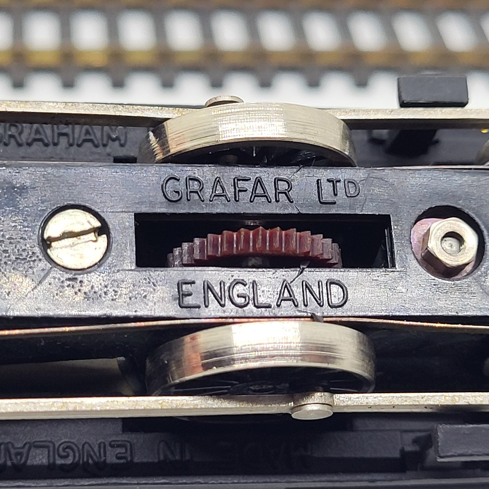 GRAHAM FARISH OO Gauge Diecast Switcher Locomotive 0-6-0, British Railways, Mint