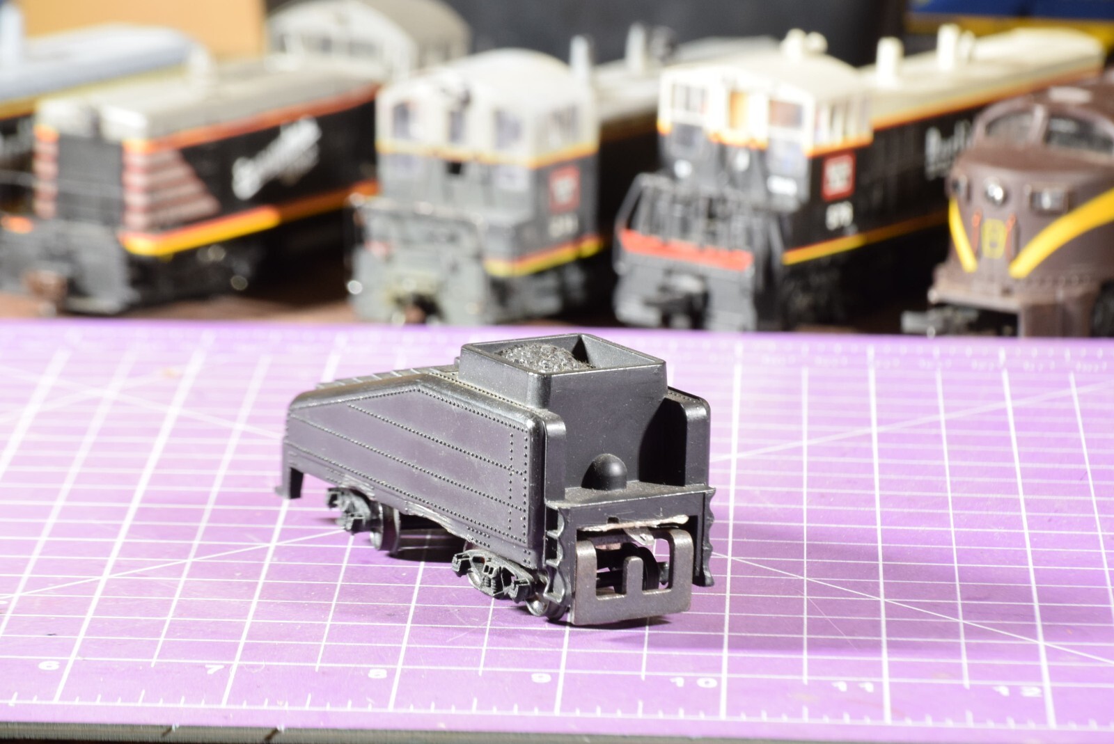 Coal Tender undecorated 2.8 HO Gauge train car, brass screws hold trucks