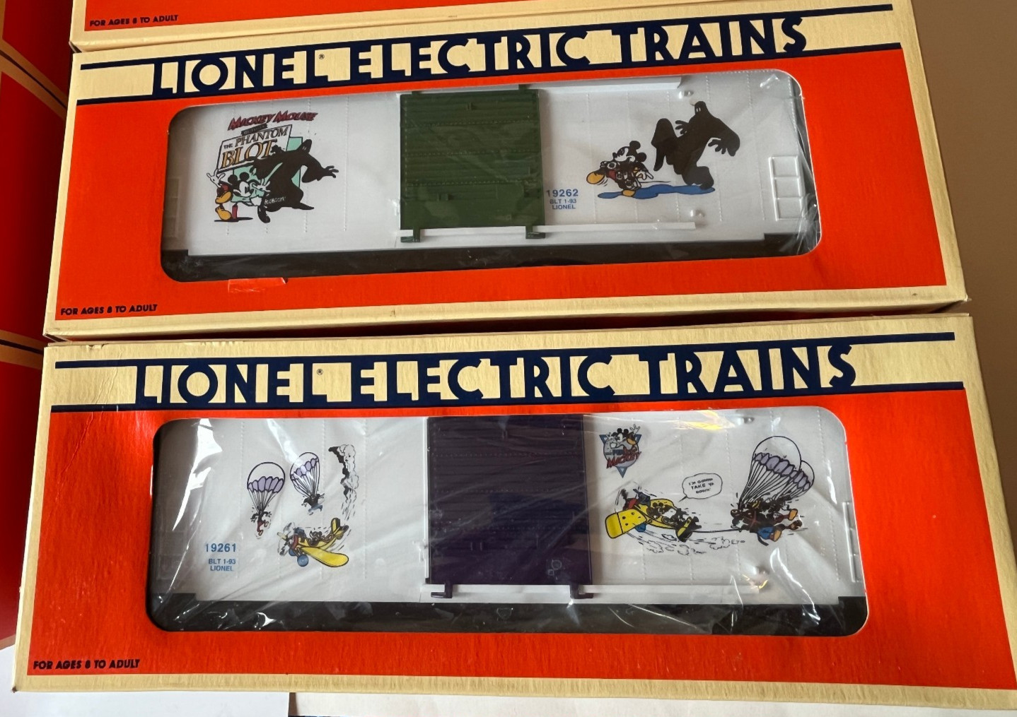 Lionel Disney 1992-1995 Mickey Mouse Express 11-Piece Train Set – New Never Run