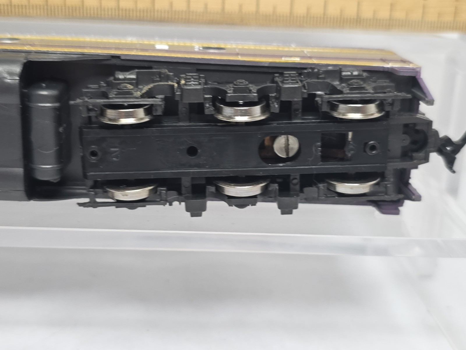 AHM/Mehano HO Scale ACL Atlantic Coast Line E8 Diesel Loco AA Power & Dummy Runs