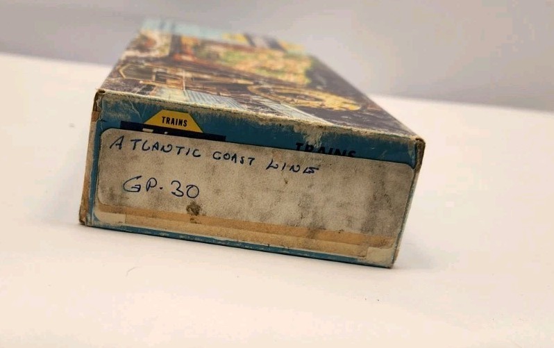 RARE Athearn HO GP-30 Atlantic Coast Line #900 Diesel Locomotive SEALED B24