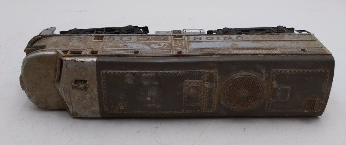Lionel 2023 Vintage O Union Pacific Silver/Gray Alco Powered A Diesel Locomotive