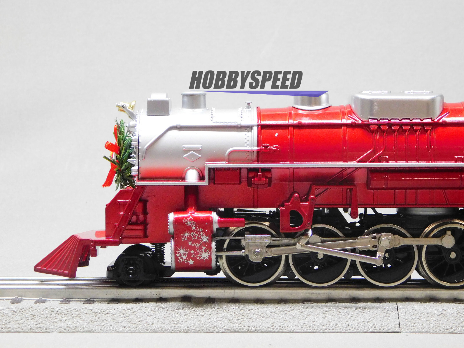 LIONEL CHRISTMAS LIGHT EXPRESS LIONCHIEF STEAM LOCOMOTIVE O GAUGE 2123100-E NEW