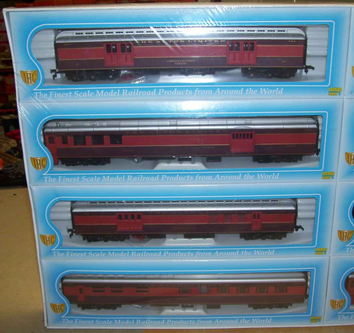 IHC “Premier Series” HO C&A “The Alton Limited” 8-Car Passenger Set, Sealed/MINT