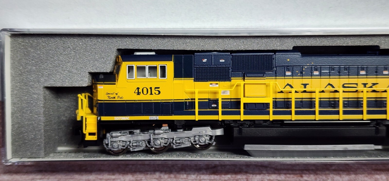 ALASKA RR SD70MAC 4015 Kato N Scale 176-6411-S ESU LokSound DCC Decoder