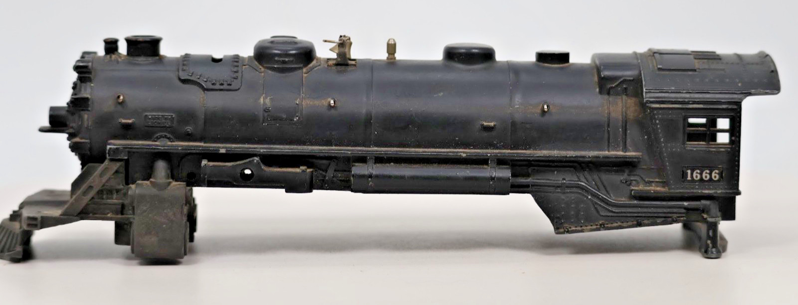 Lionel 1666 Vintage O Gauge 2-6-2 Die-Cast Steam Locomotive Shell Only 1:48