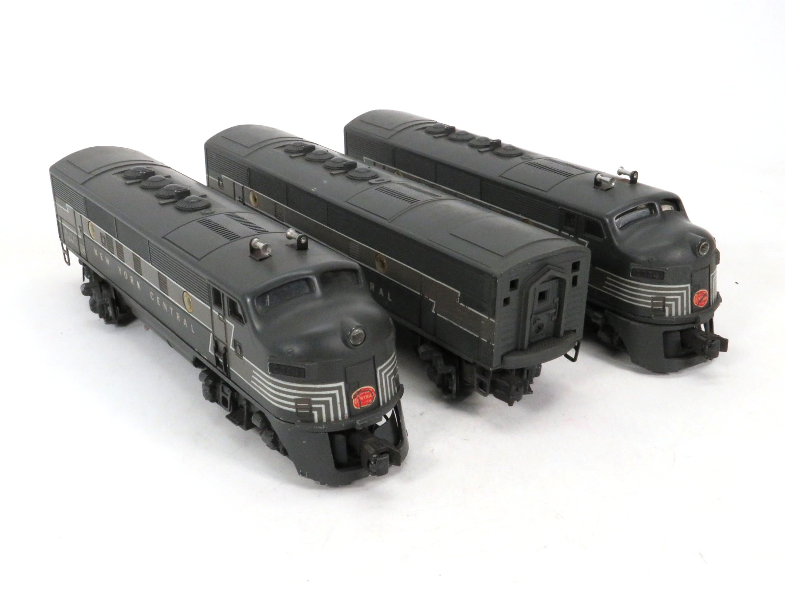 Lionel Trains 2333-20 NYC #2354 Diesel ABA set w/ horn and boxes, O Gauge