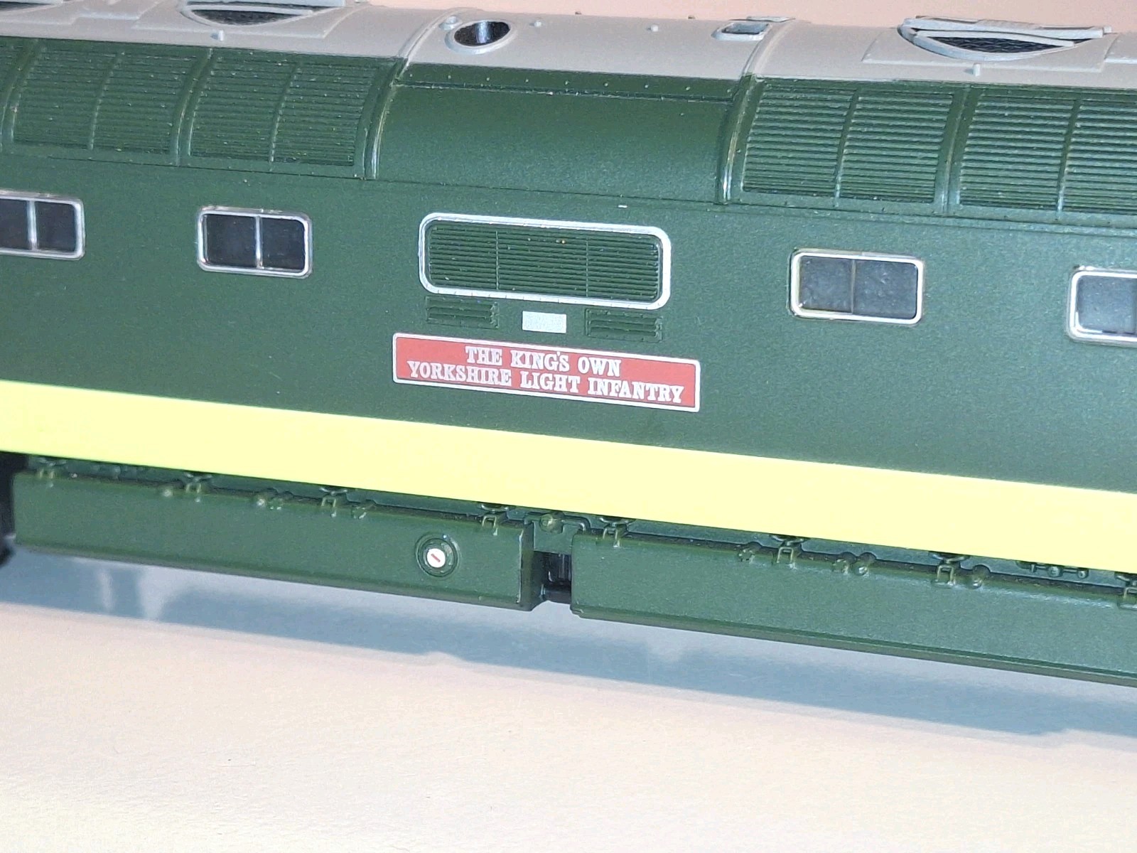 Bachmann 32525A Kings Own Diesel Loco. New Old Stock. Mint Cond. Boxed.OO Scale