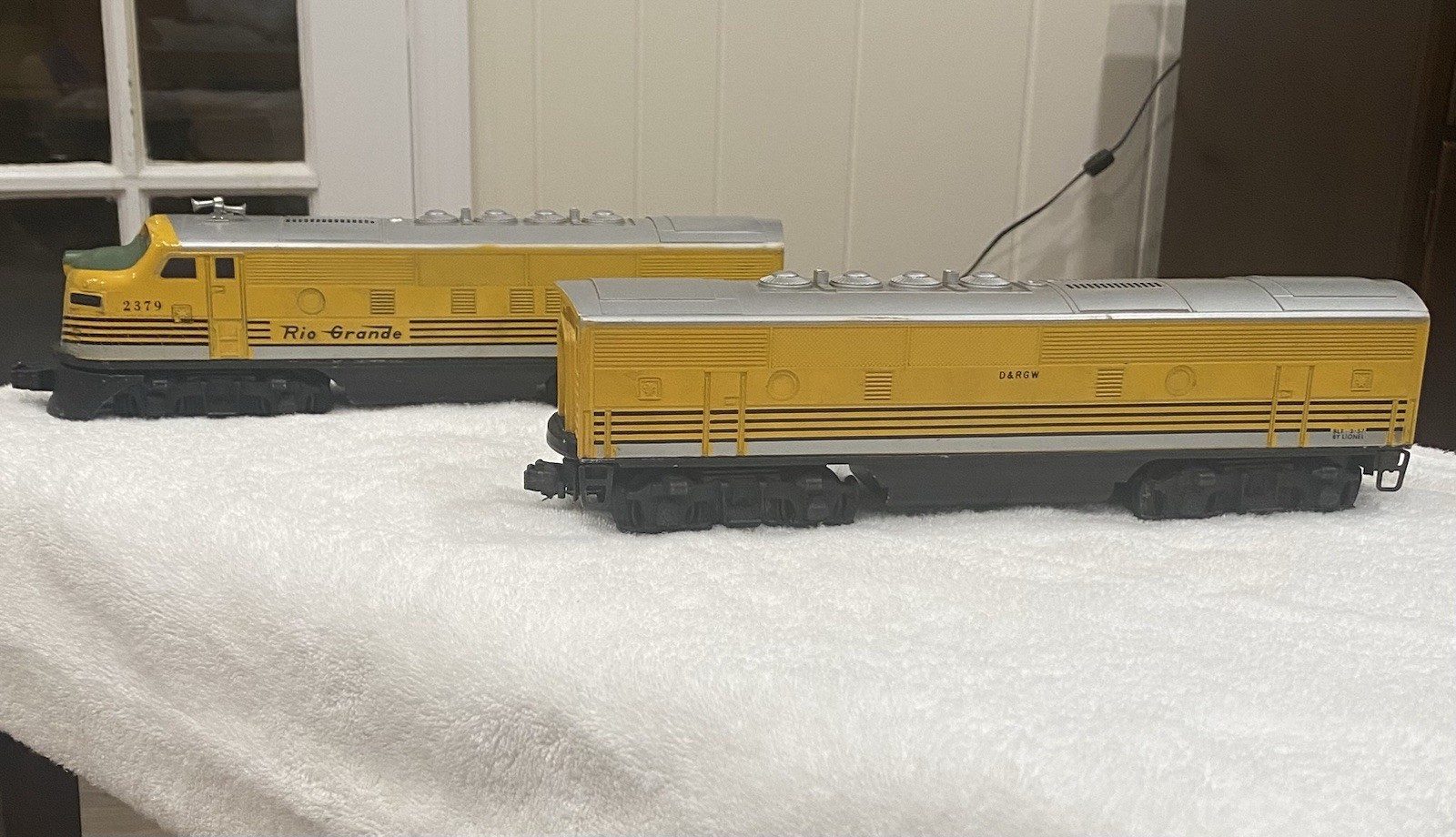 Lionel 2379 Vintage O Rio Grande F3 AB Diesel Locomotive Set