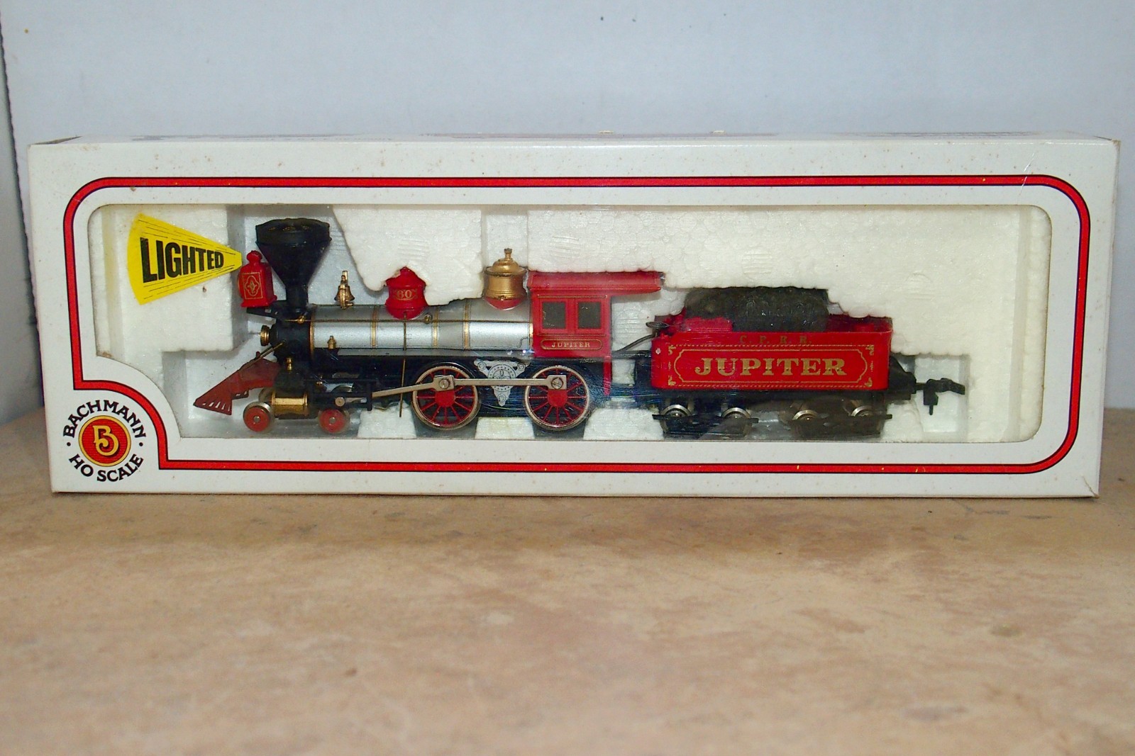 HO SCALE BACHMANN CENTRAL PACIFIC ‘”JUPITER” locomotive. Runs good. Box.