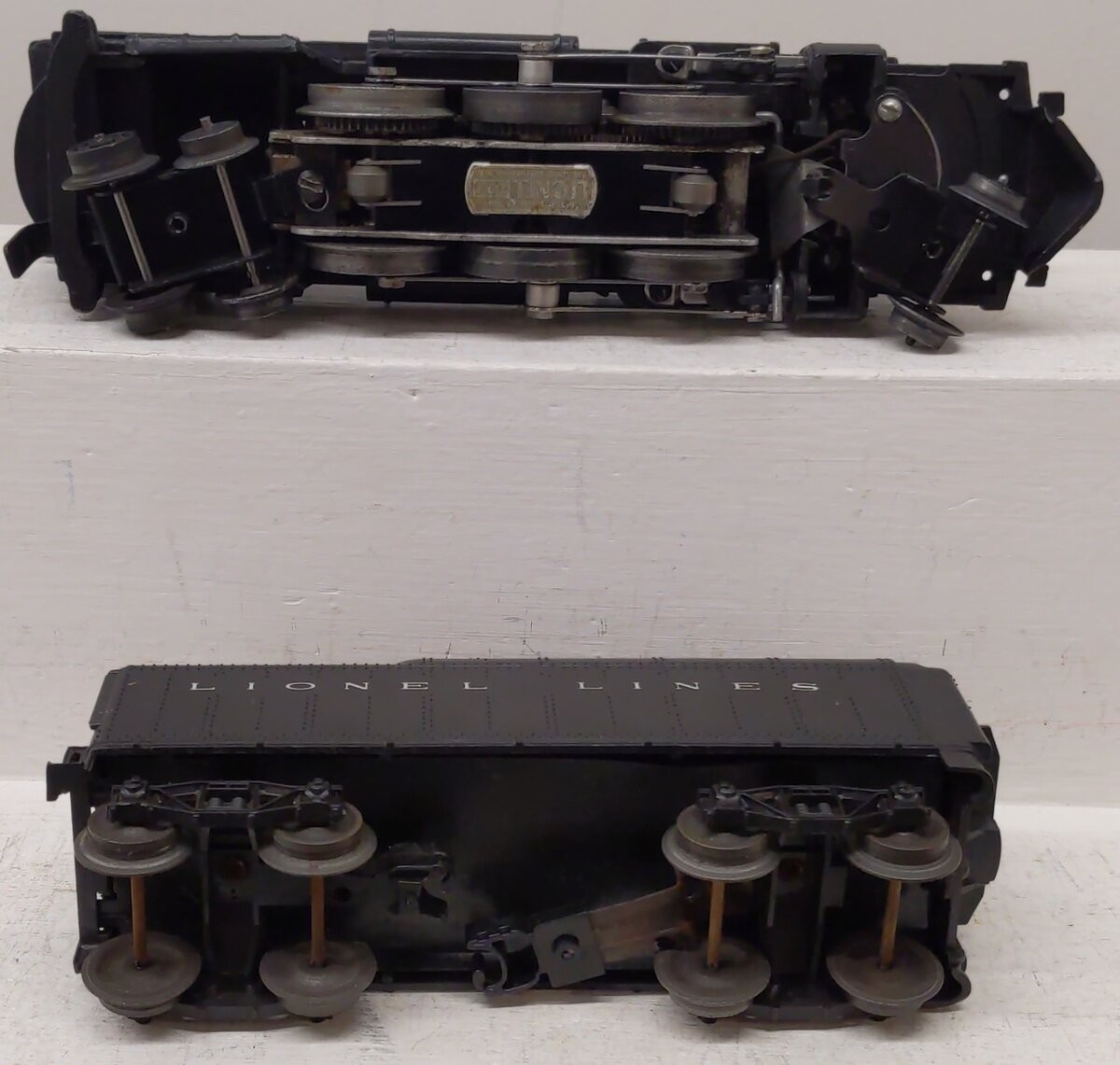 Lionel 2026 Vintage O Lionel Lines 2-6-2 Steam Locomotive w/242T Tender
