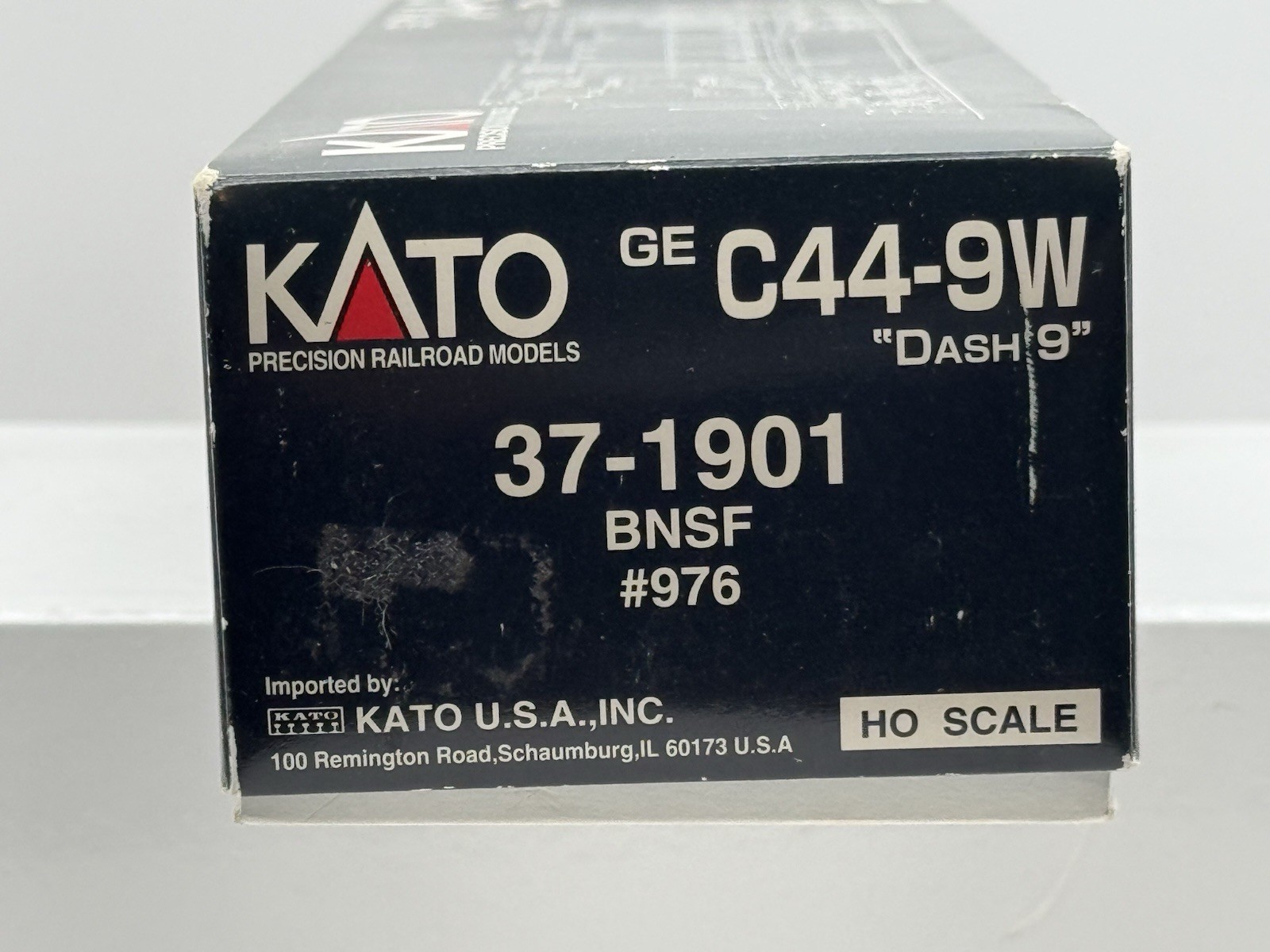 Kato HO Scale 37-1901 GE Dash 9 C44-9W BNSF #976 Locomotive w/ Box & Parts
