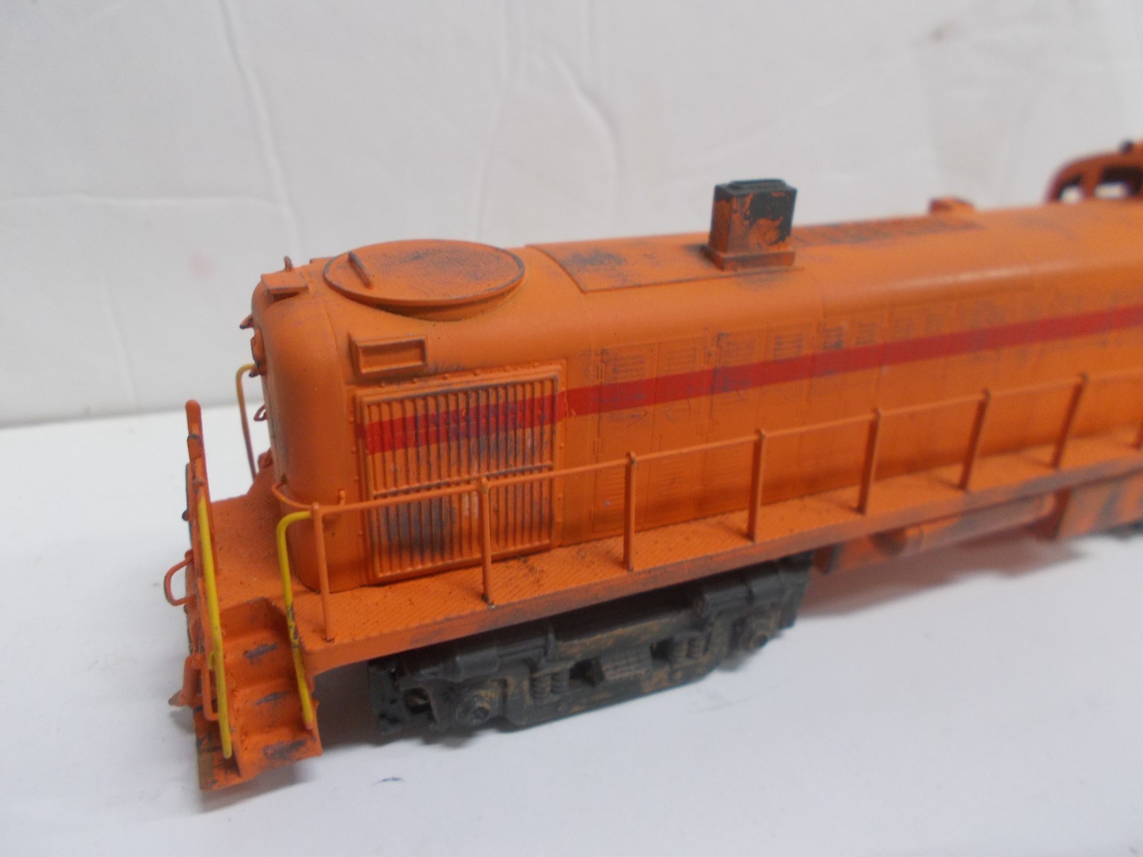 ALCO # D-123 ~BRASS~WEATHERED TN RS-3 LOCOMOTIVE # 183 ~RUNS GOOD~READ~HO SCALE