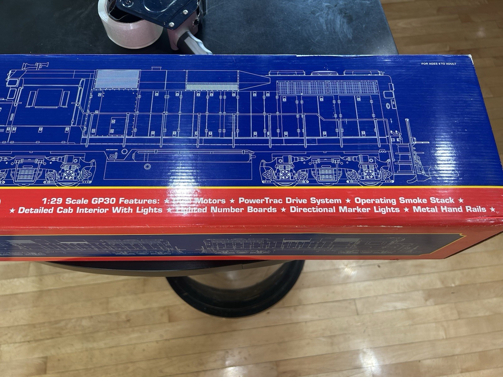 USA Black Widow Southern Pacific GP30 Gold Coast Diesel , G Scale, New, Rare