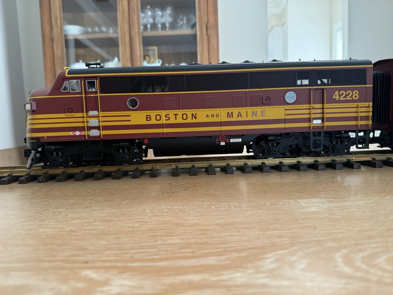 USA Trains Boston and Maine EMD F-3 AB Units R22268 G Scale (MINT In Box) RARE!