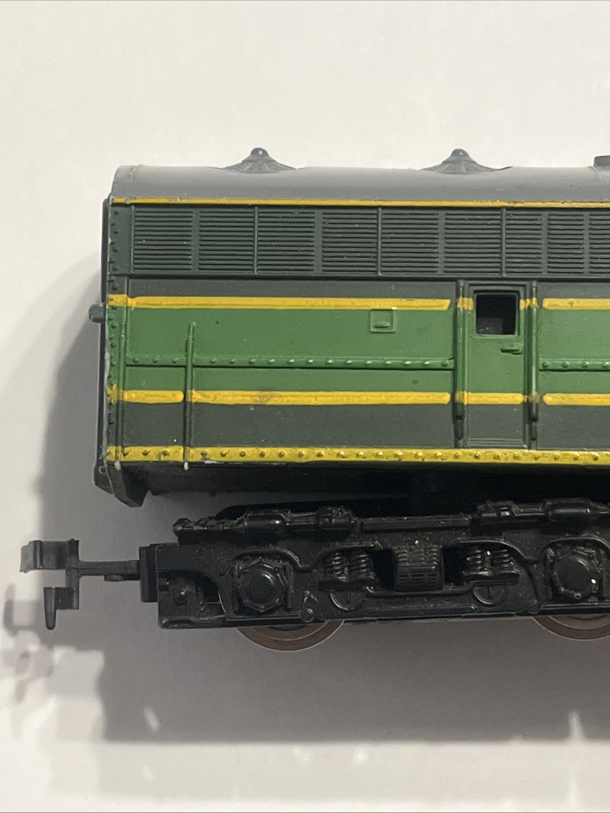 🔥 AHM Tempo HO Gauge NORTHERN PACIFIC 6500 Diesel Locomotive Runs F & R