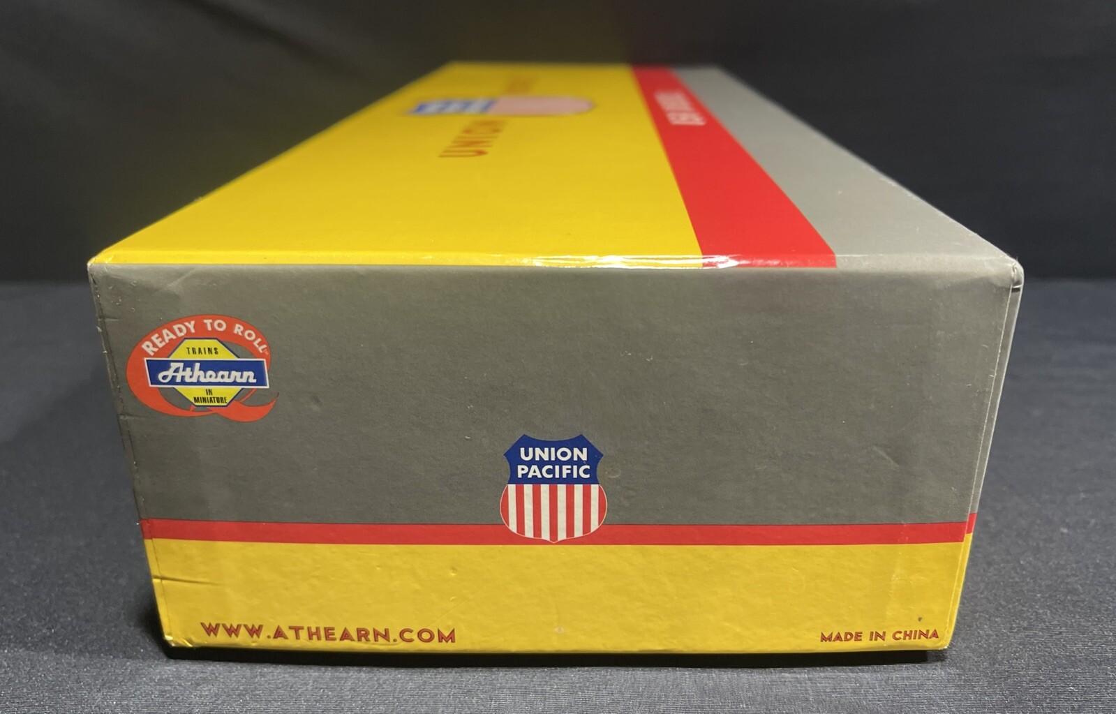 HO Scale Athearn 88675 UP Union Pacific U50 Diesel Locomotive #45