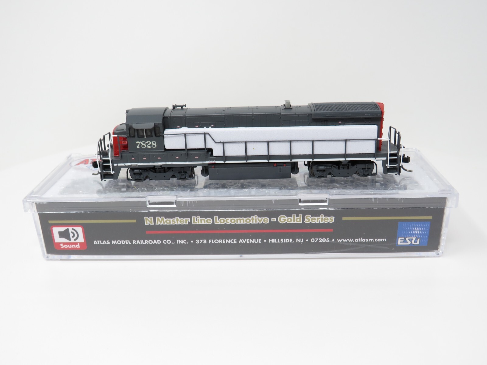 Atlas N 40005470 LokSound DCC Southern Pacific GE B30-7 Diesel Locomotive