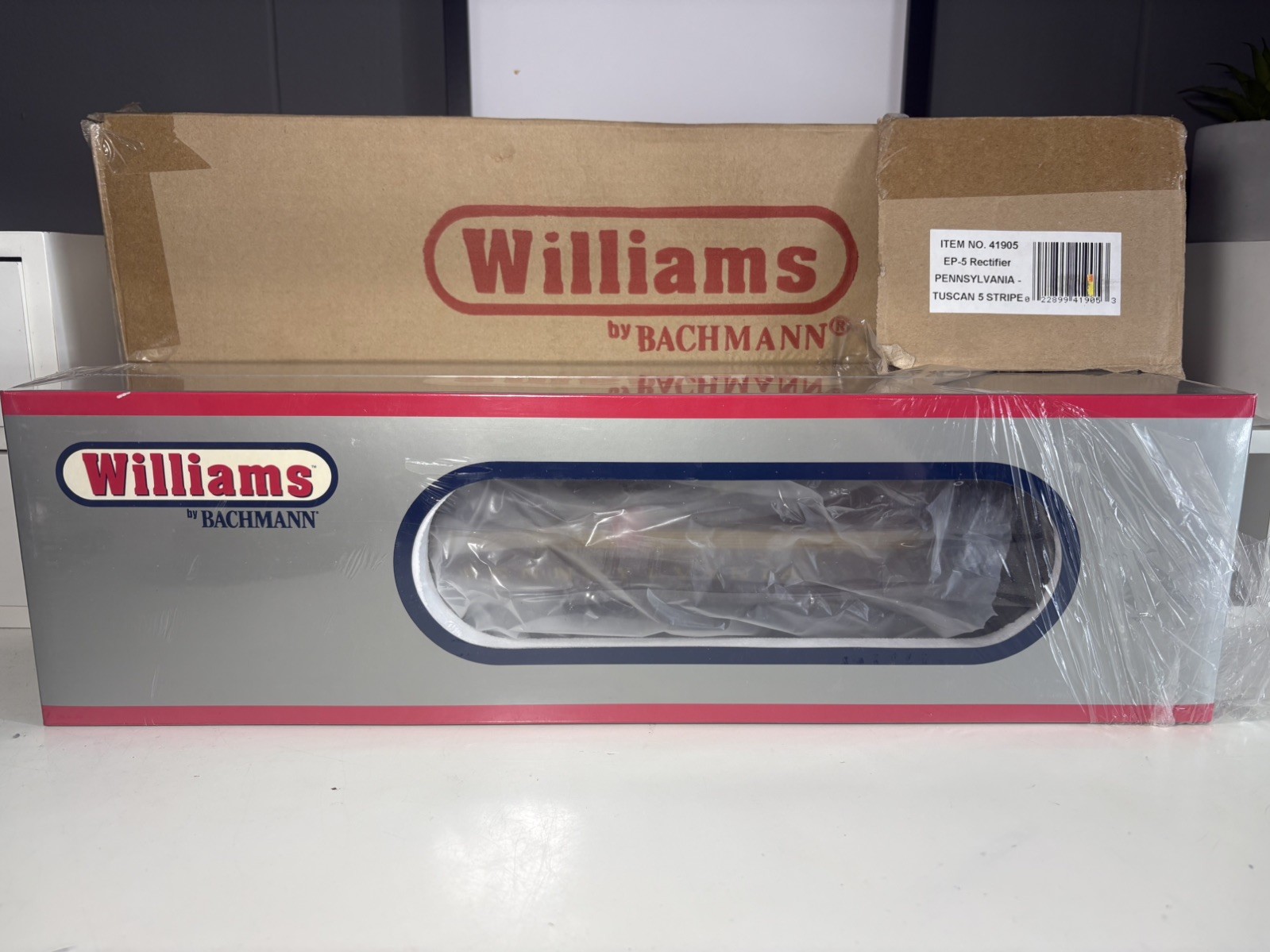Williams By Bachmann # 41905 Penn Tuscan 5 Stripe EP-5 Rectifier In Box
