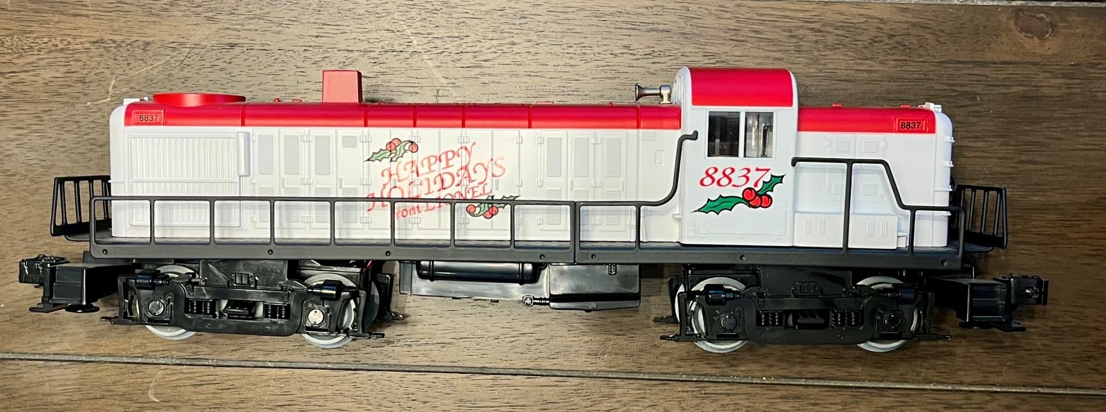 Lionel 6-18837 Christmas RS-3 Diesel Engine O Gauge w/ Box & Papers LN Condition