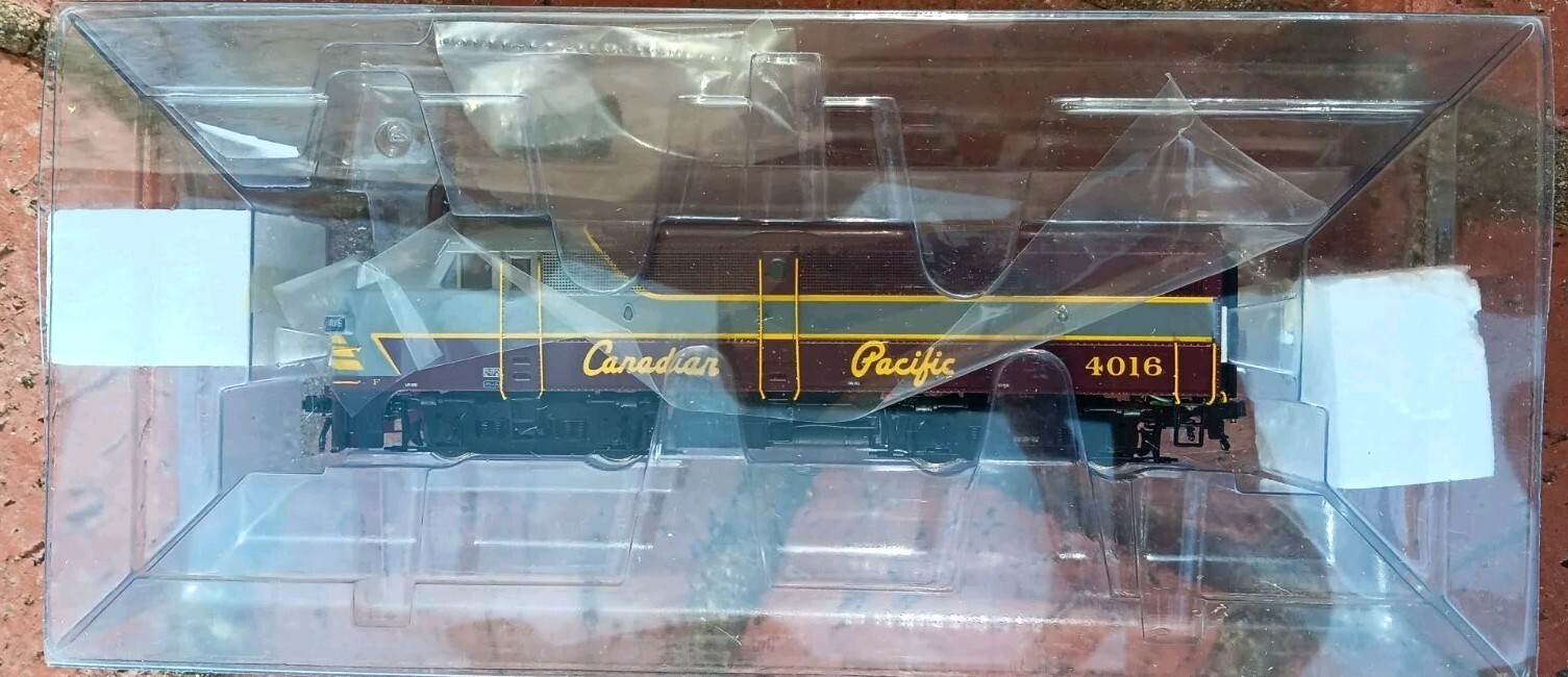 MTH HO Trains Canadian Pacific Alco FA-1 A/B Set Diesel Engine 80-2208-1 Proto 3
