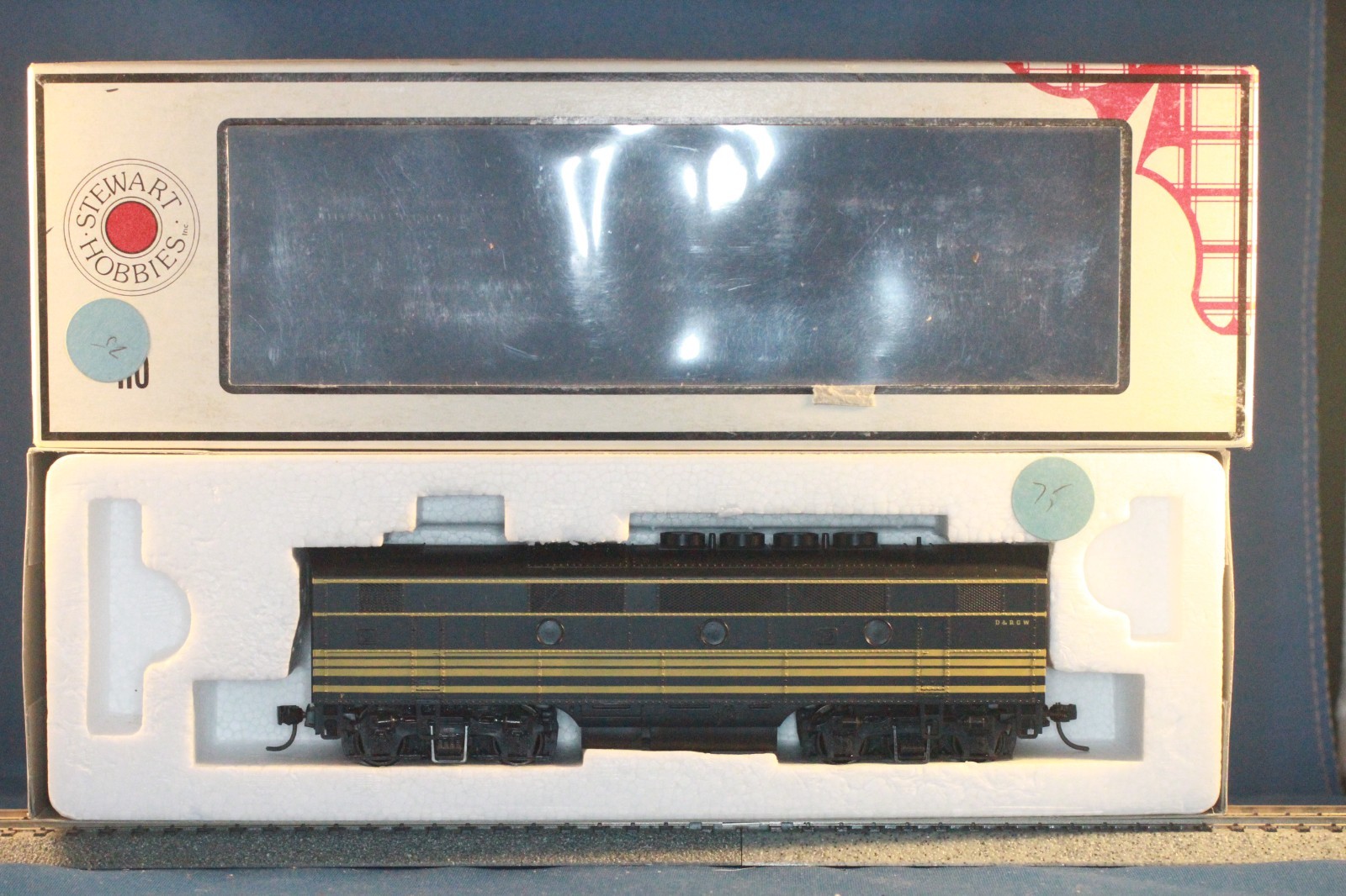 JP HO Stewart (4) F3 /F7 ABBA D&RG 552 Kato Drives All powered Kadee Couplers DC