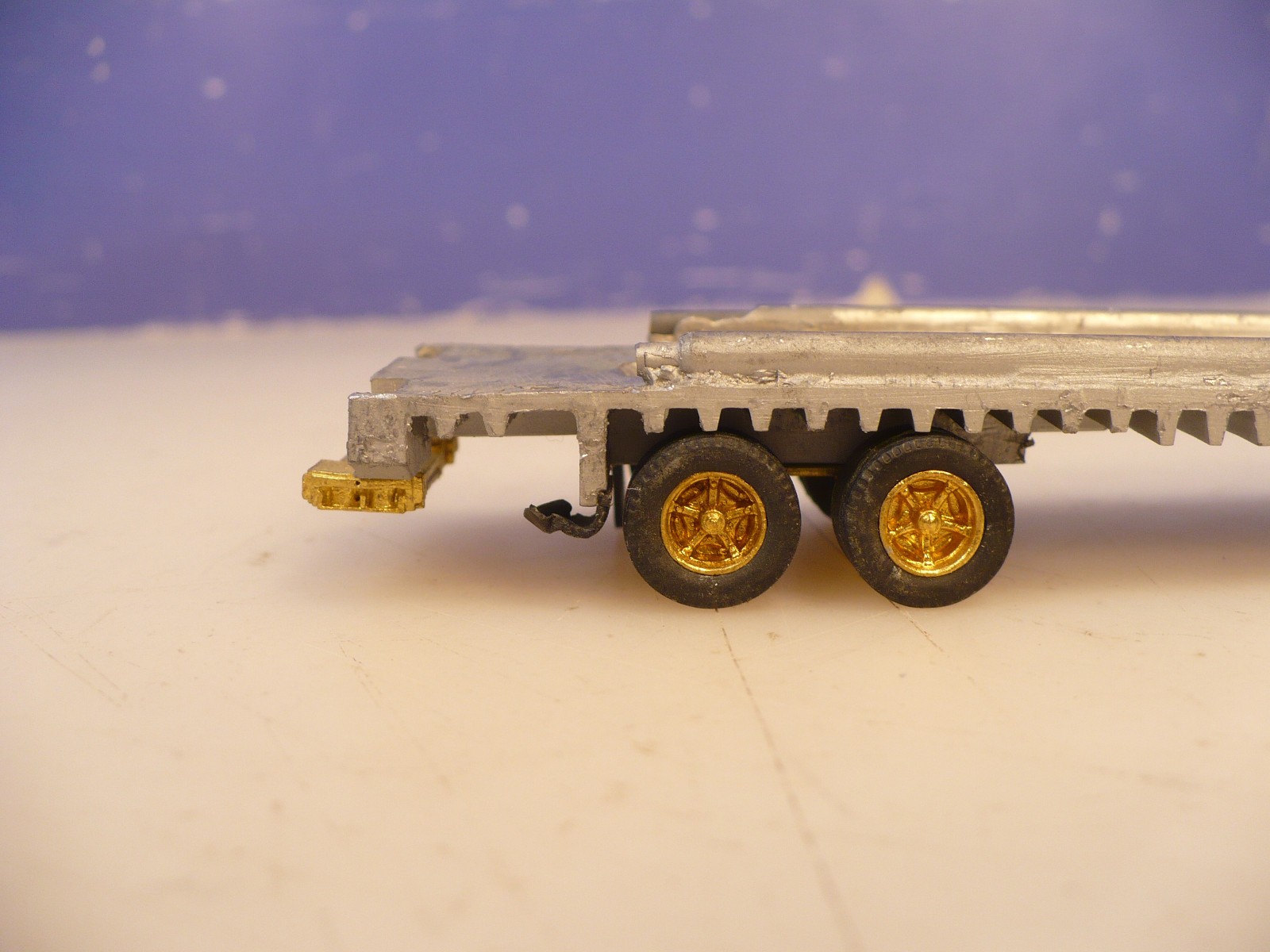 HO Overland RoadRailer Chassis type III U/P