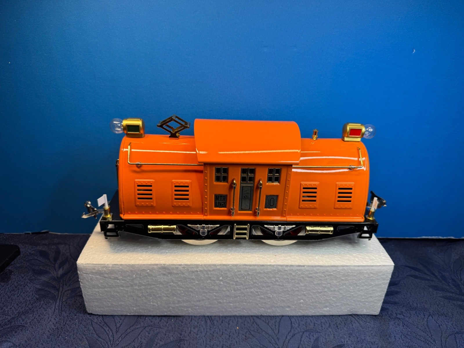 Mth Orange Std. Gauge Tinplate No. 10 Electric Locomotive