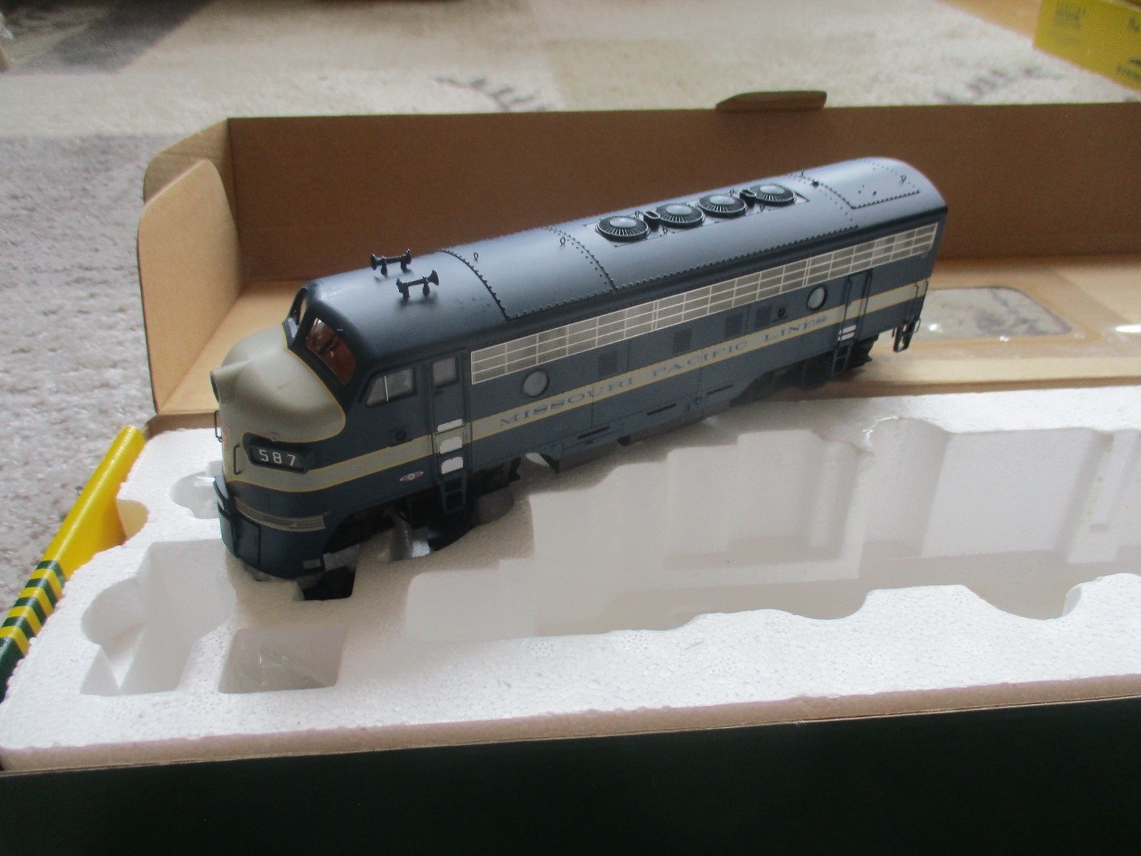 S Helper 00880 MP F-7A (3/2/25 410)