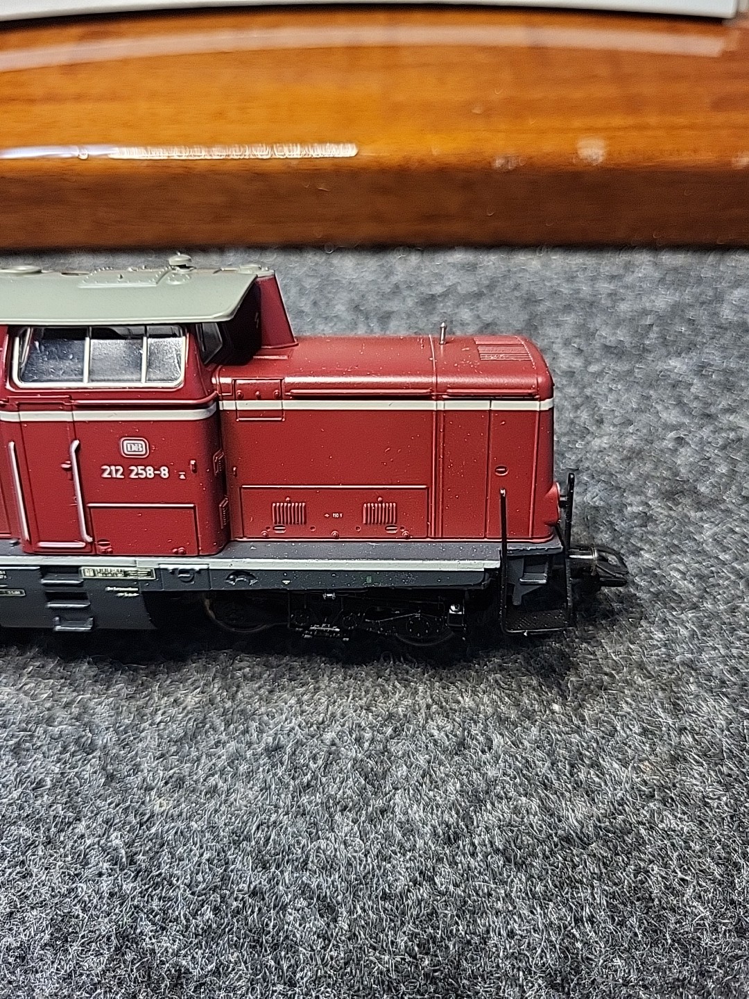 Marklin 3372 HO gauge Deutsche Bahn BR 212 diesel locomotive C-8