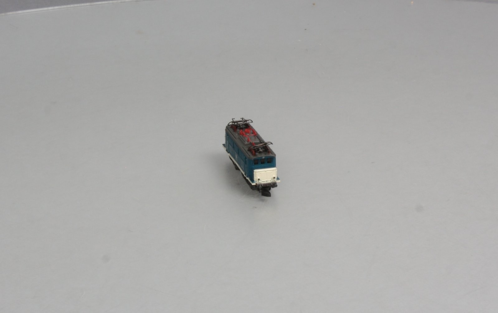 Marklin 8825 Z Scale DB Class 144 Electric Locomotive LN/Box