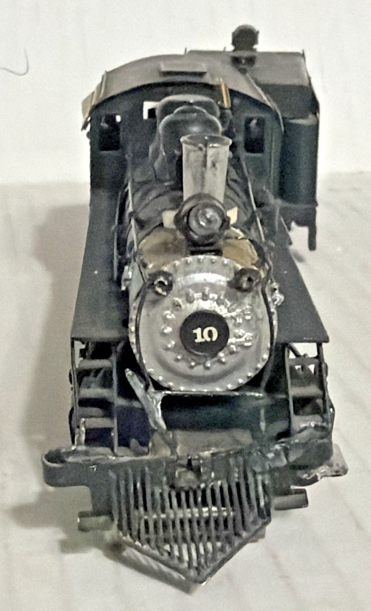 HO 4-6-0 STEAM LOCOMOTIVE, PAINTED, & DETAILED RTR.
