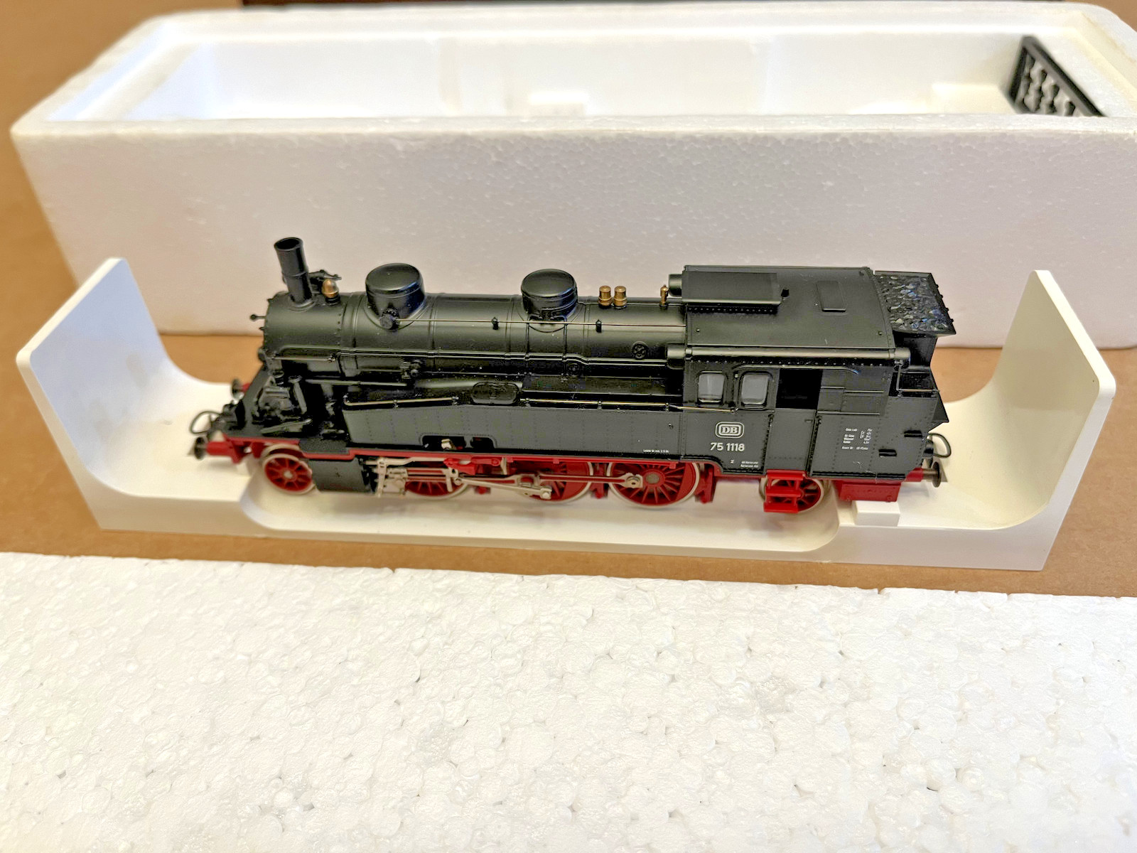 Liliput HO Train 7504 Deutsche Bundesbahn 2-6-2T Steam Tank Locomotive #1118