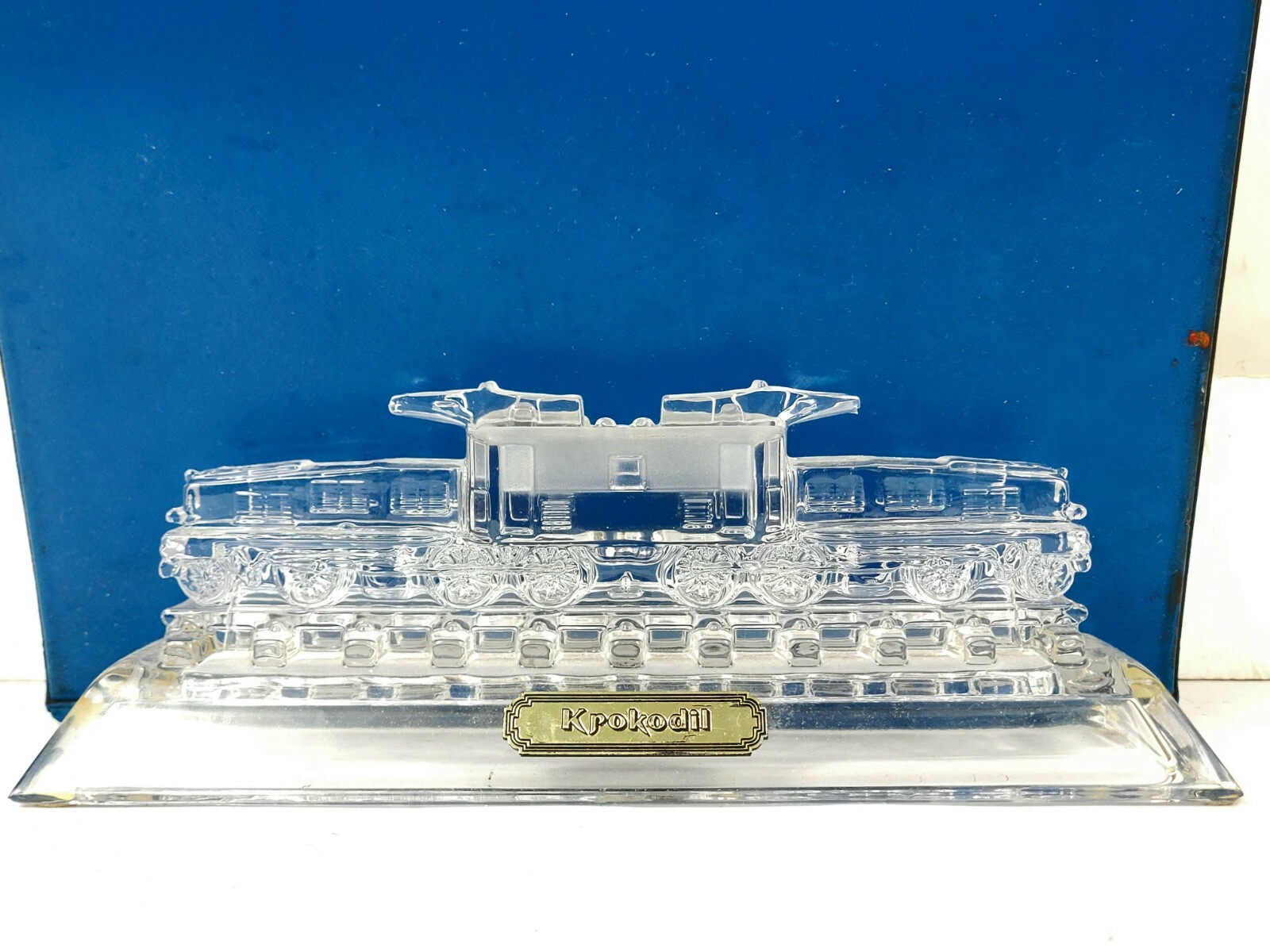 KROKODIL LOCOMOTIVE HAND CUT CABOT LEAD CRYSTAL GLASS DESK PAPERWEIGHT DISPLAY