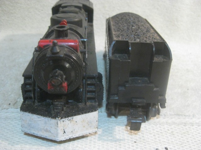 Vintage MARX O-Scale # 666 Black Cast Metal 2-4-2 Steam Locomotive – TESTED