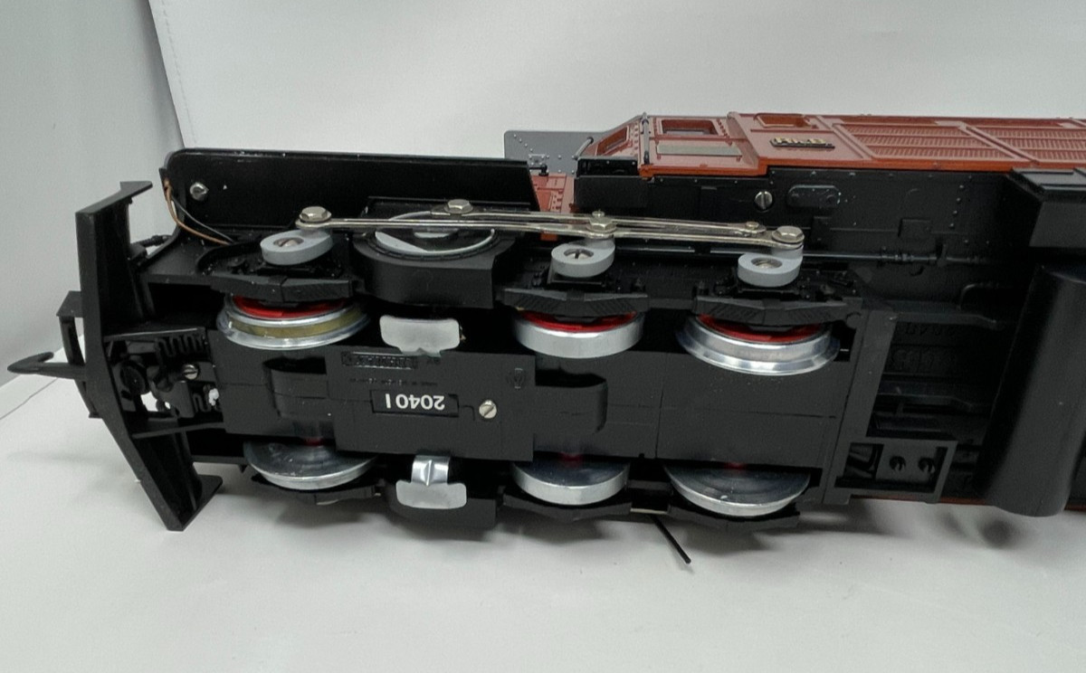 Lehmann Train LGB 2040 RhB Crocodile Electric Locomotive #413 w/Box 2240 G Scale