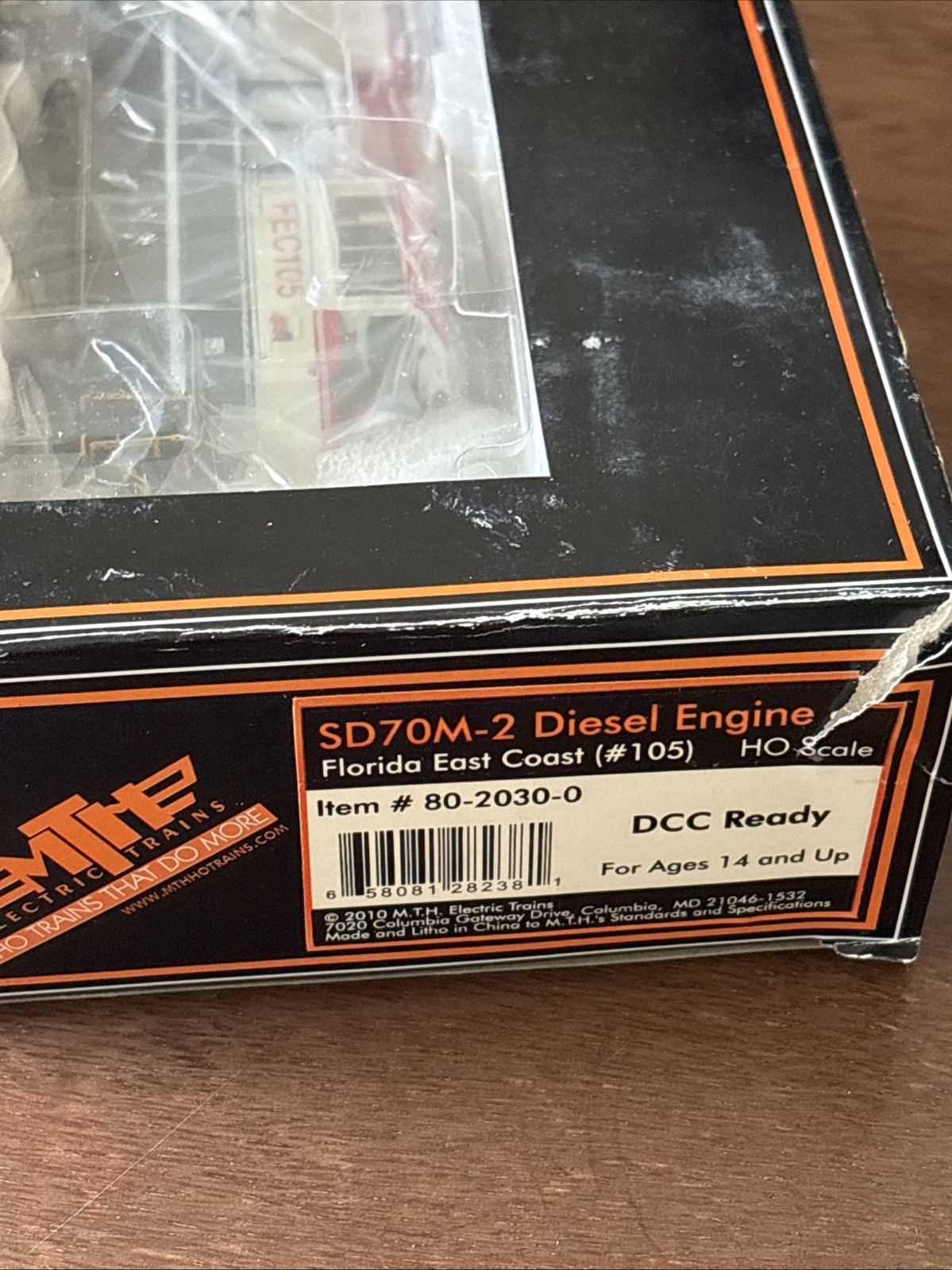 HO scale Smthe Florida East Coast FCE SD70M-2 Locomotive #105 DCC ready New