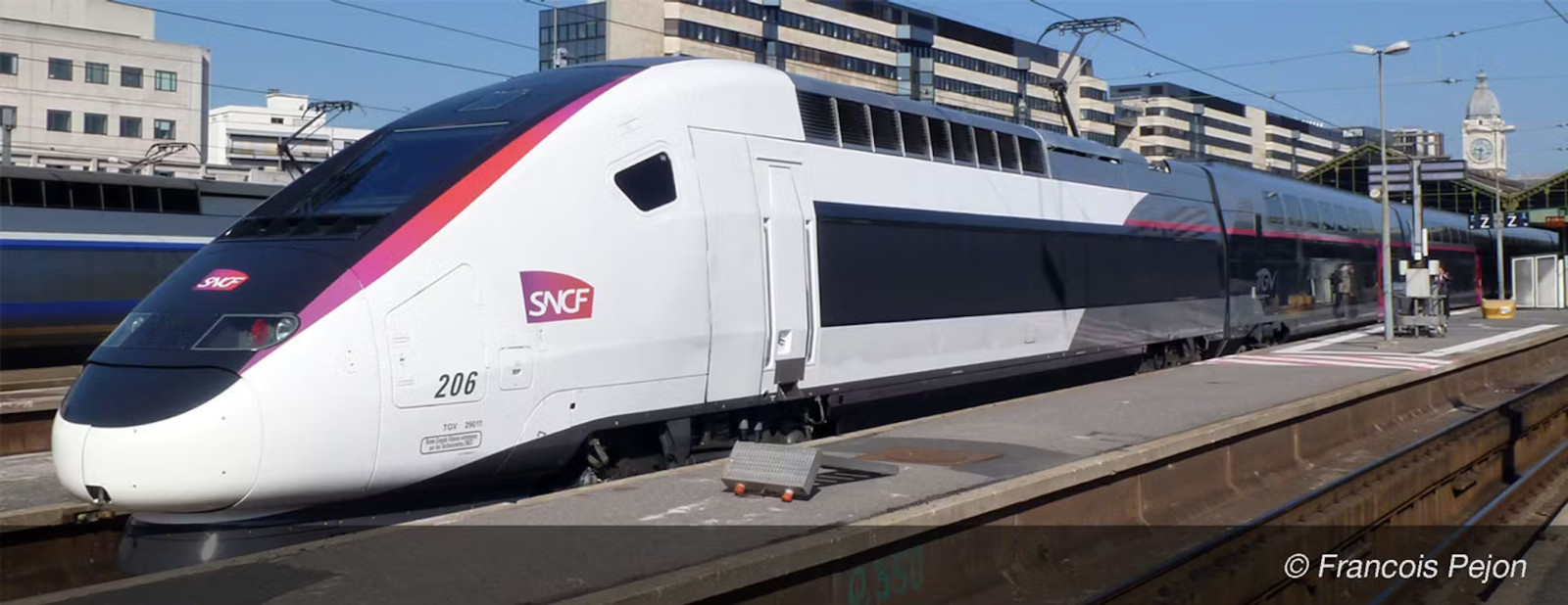 Jouef HJ2451S SNCF TGV Duplex Carmillon Set 4-Piece DCC Sound DC HO 1:87