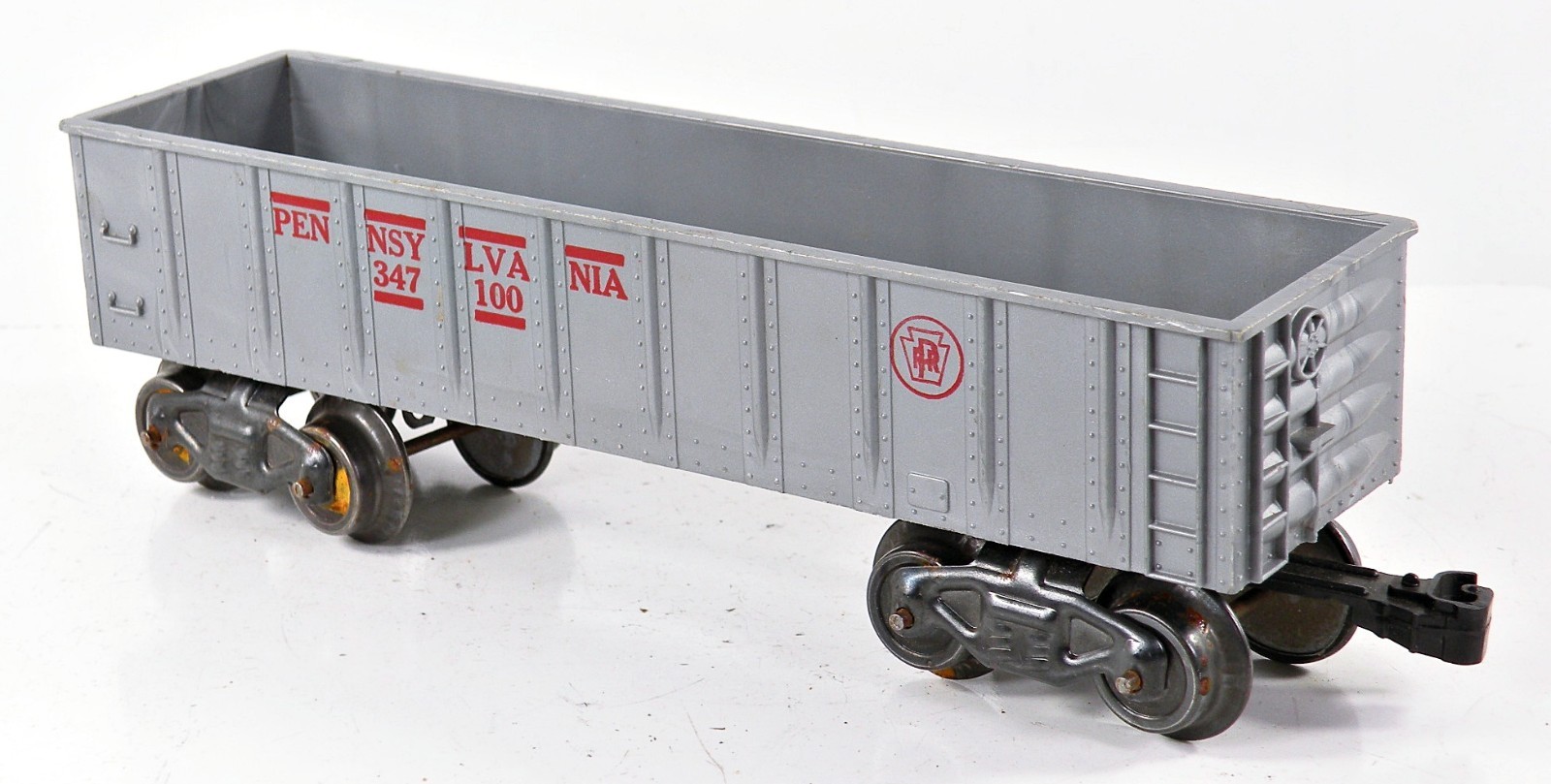 Marx 666 Loco & Assorted Cars /13/