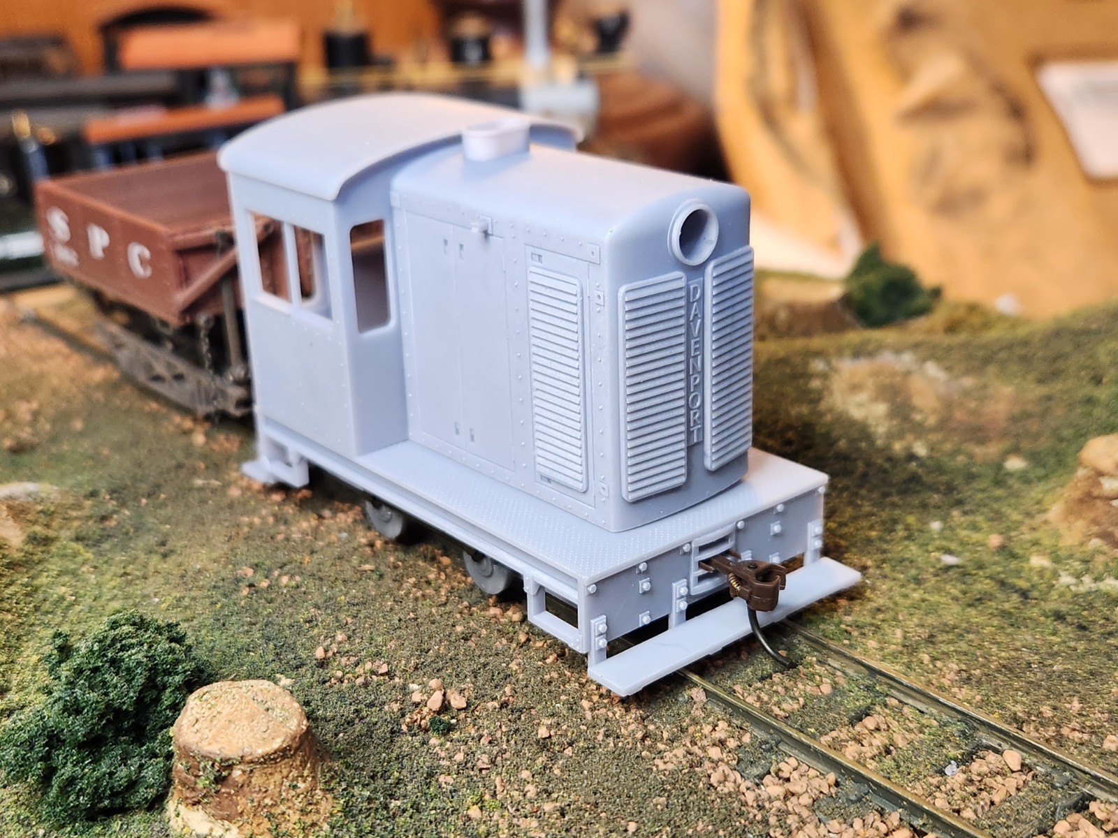 On30 Freelance “Davenport” Switcher Kit 3D Printed With Cab Interior Details