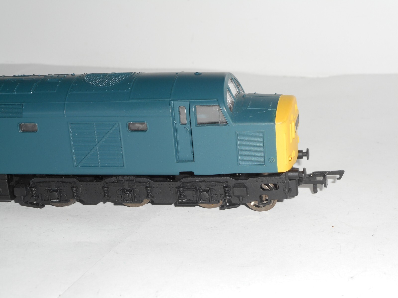 Hornby DCC chip fitted BR 1-C-C-1 Deltic diesel. Excell cond. HO Scale. 2 rail
