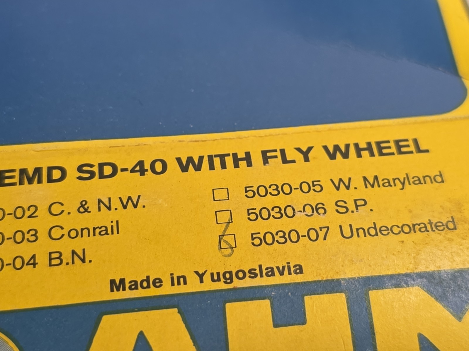 AHM HO Scale 5030-07 Undecorated EMD SD-40 W/ Flywheel Runs Read Desc. LNIB