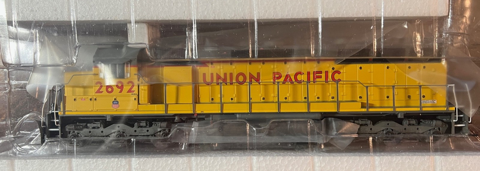Athearn 65116 HO Union Pacific RTR SD45 Diesel Locomotive DCC/Sound #2692 NIB