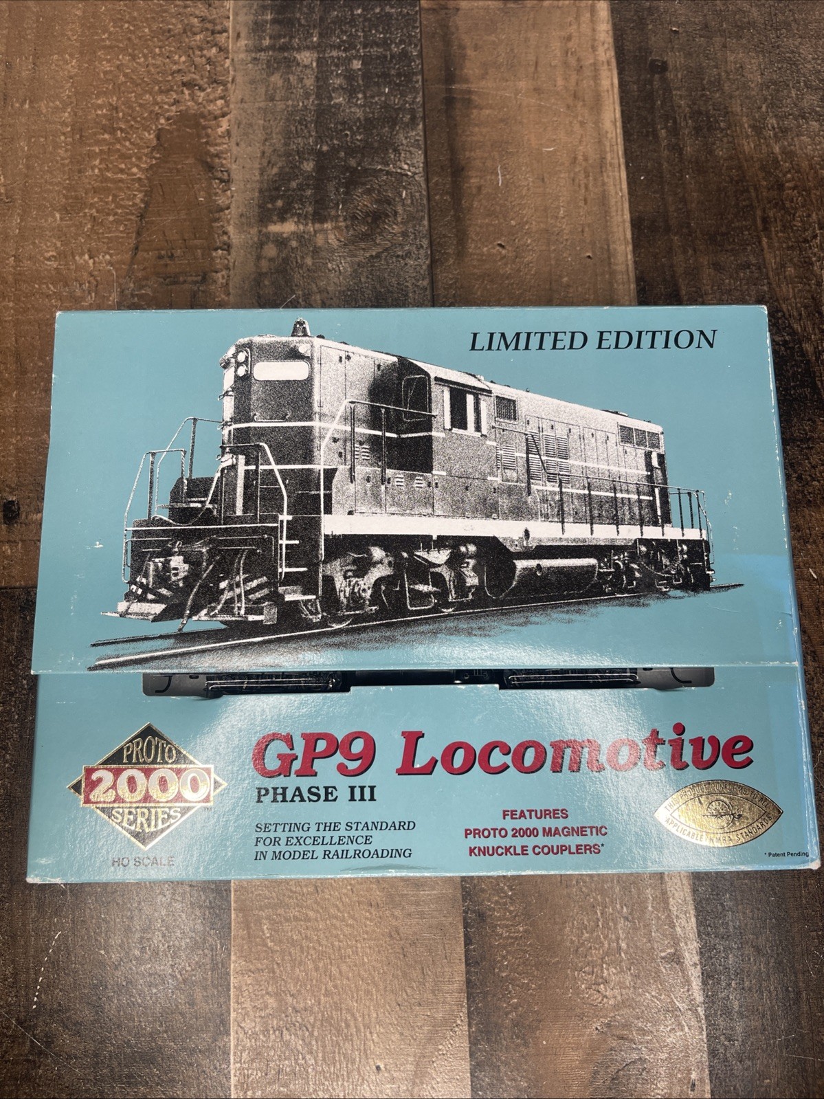 Proto 2000 21633 Burlington Northern GP9 Locomotive Phase III