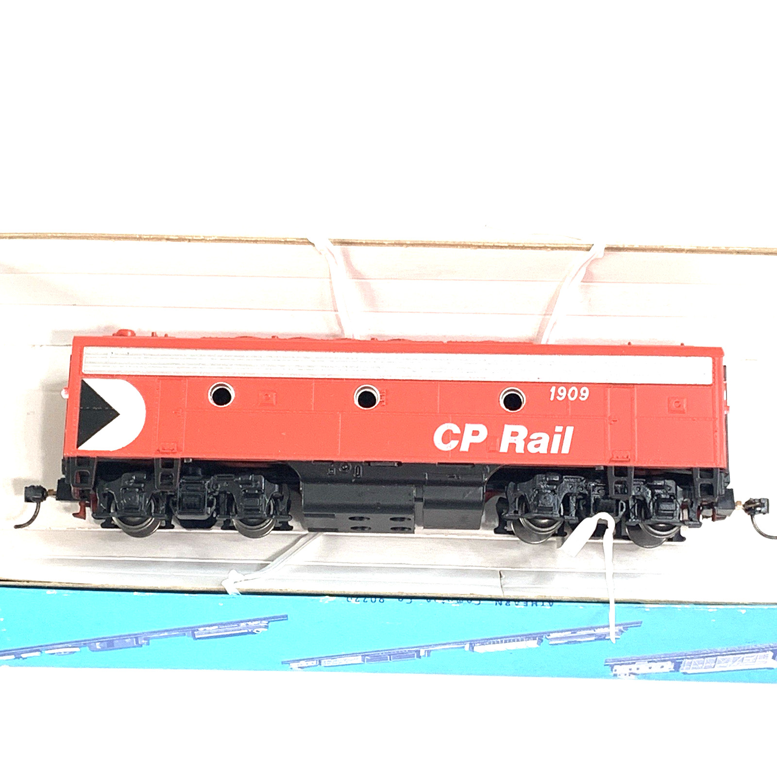 Athearn HO Scale Canadian Pacific 3237 F7A &F7B 3038 Loco & Dummy LN/Box