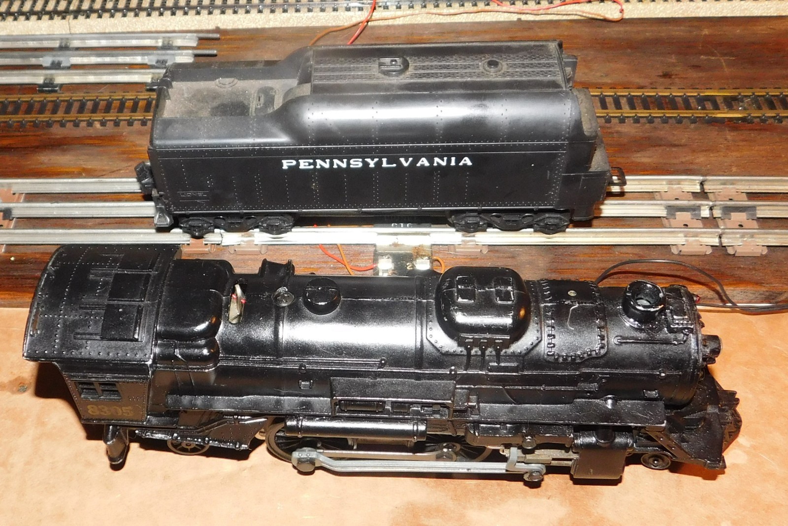 LIONEL 4-4-2 Steam Locomotive ~ PENNSYLVANIA ~ AC Oil-Tender Rd# 8305 – O