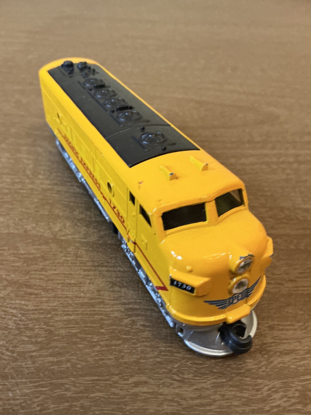 PACIFIC EXPRESS 1730 Pull Back TRAIN Locomotive Engine TOYSMITH