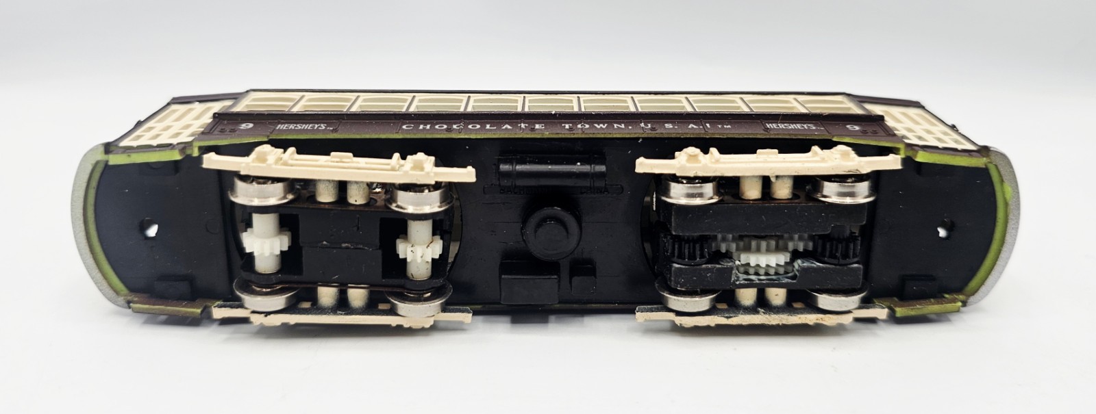 Bachmann 61039 HERSHEY BRILL TROLLEY #9 HO Scale MOTORIZED OPERATING LIGHTS/ NEW