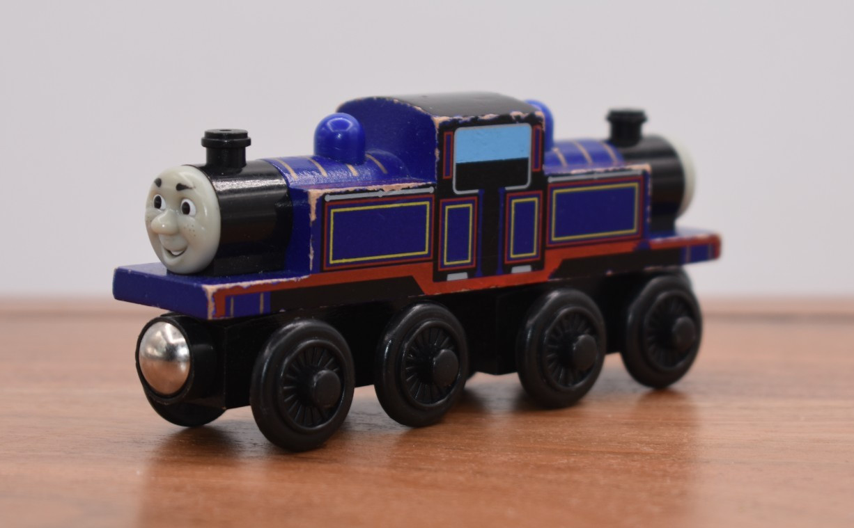 Thomas & Friends Wooden Railway Train MIGHTY MAC Double Face Engine 2007 Retired